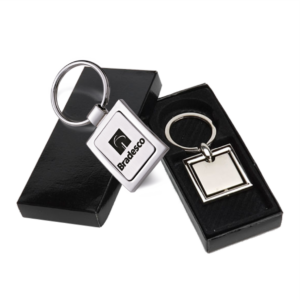 CHAVEIRO QUADRADO PERSONALIZADO A LASER